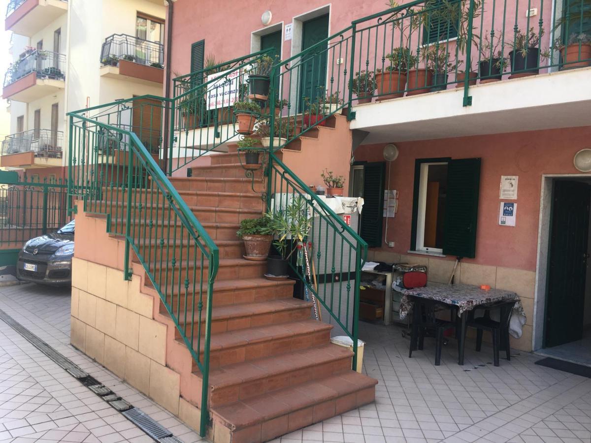 Villamareblu Ventimiglia Buitenkant foto