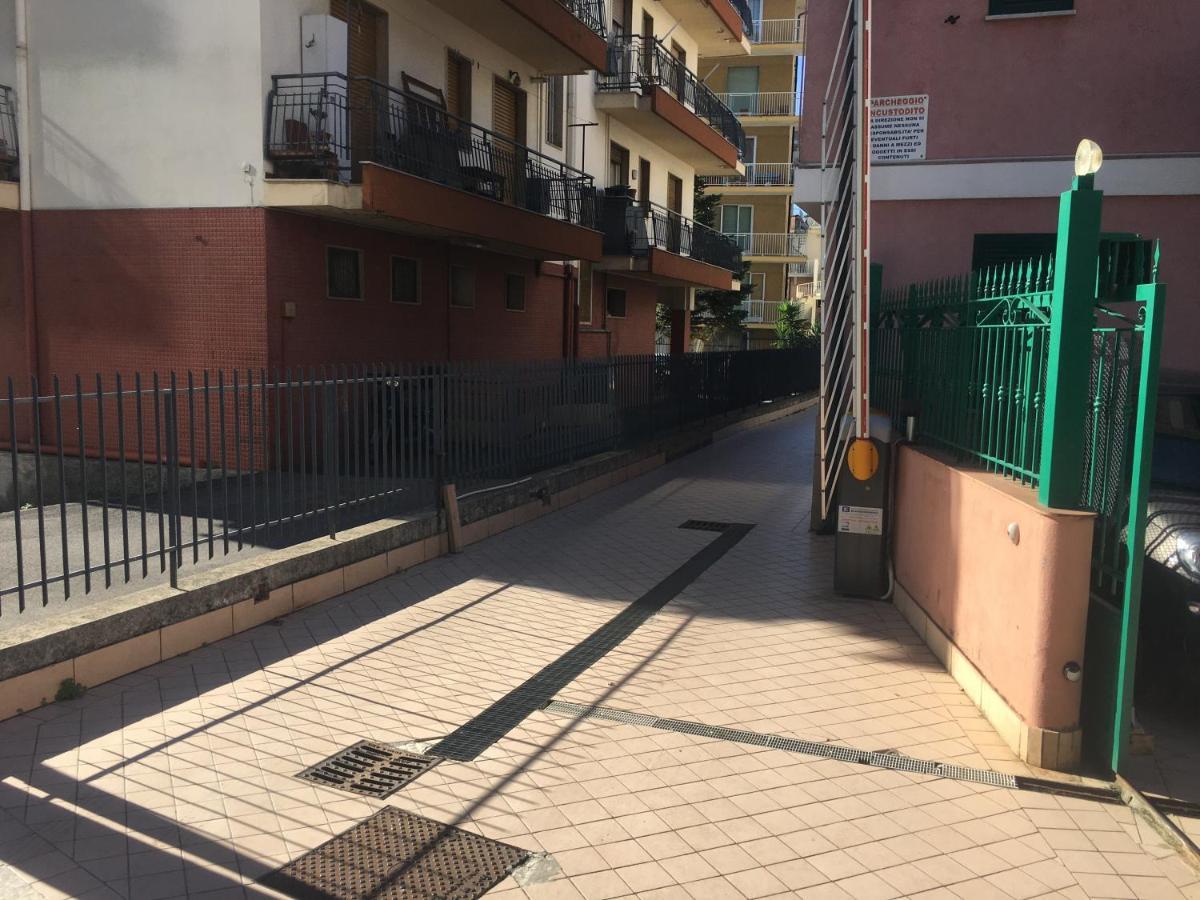 Villamareblu Ventimiglia Buitenkant foto