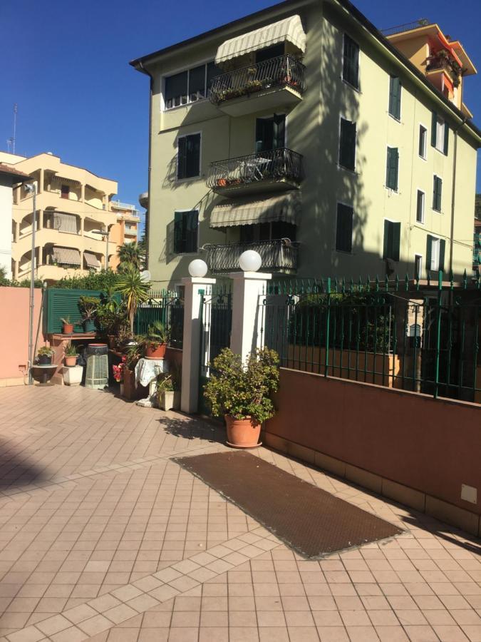 Villamareblu Ventimiglia Buitenkant foto