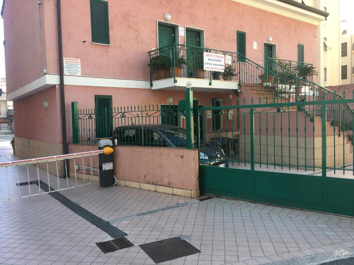 Villamareblu Ventimiglia Buitenkant foto