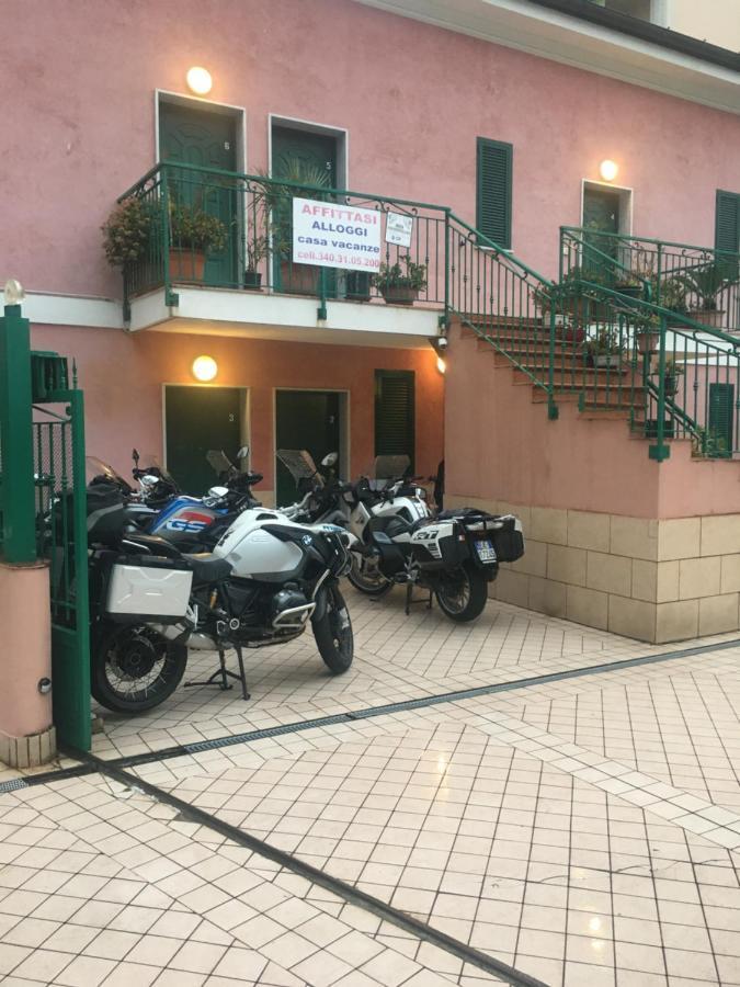 Villamareblu Ventimiglia Buitenkant foto