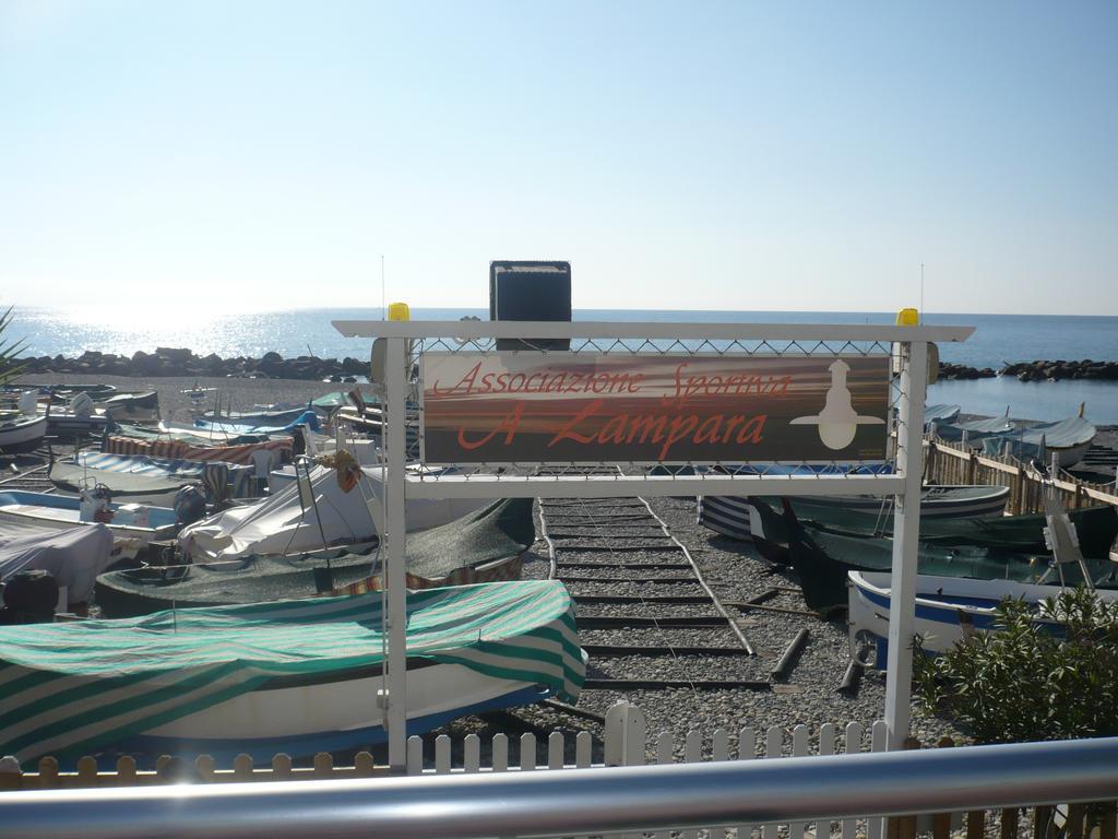Villamareblu Ventimiglia Buitenkant foto