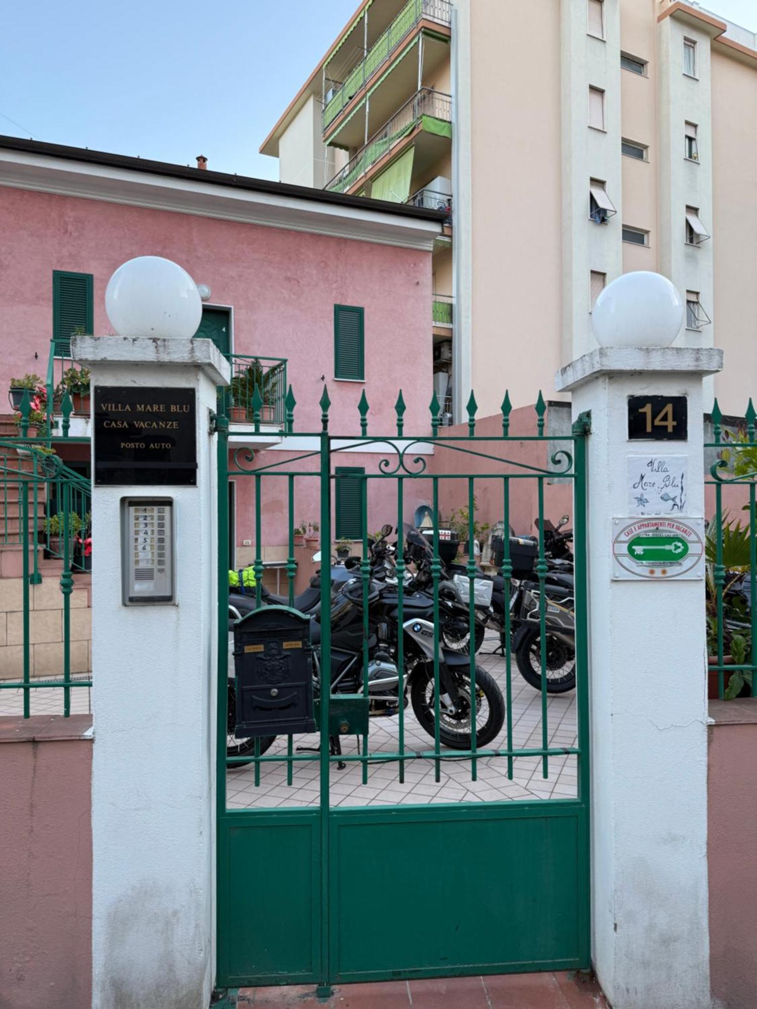 Villamareblu Ventimiglia Buitenkant foto
