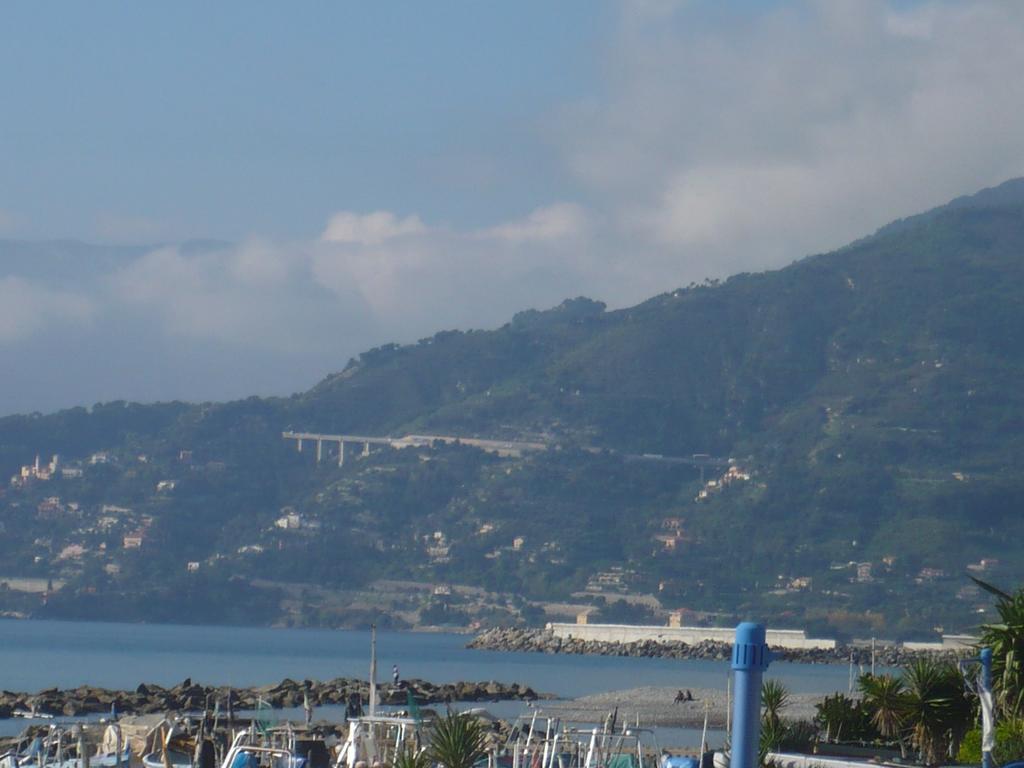 Villamareblu Ventimiglia Buitenkant foto