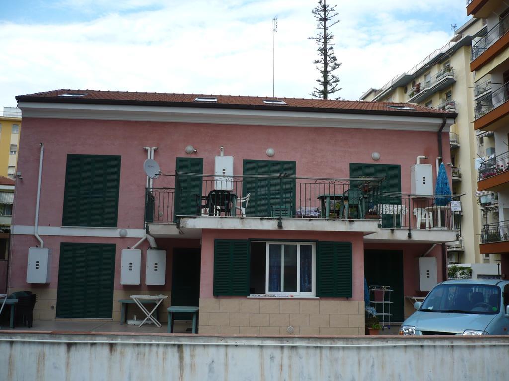 Villamareblu Ventimiglia Buitenkant foto